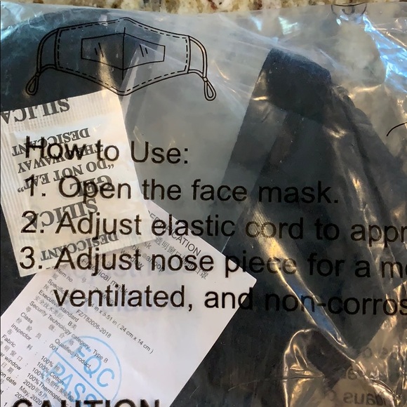 Knollhill Accessories Pk Knollhill Cloth Face Mask Adjustablewindow